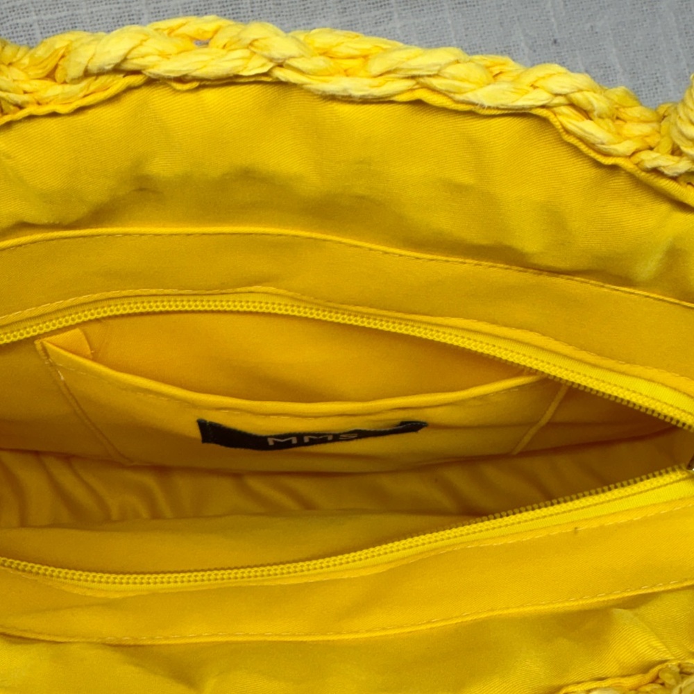 MMS Round Yellow straw Raffia Woven Handbag with zip closure and Top Handle - Picture 10 of 12